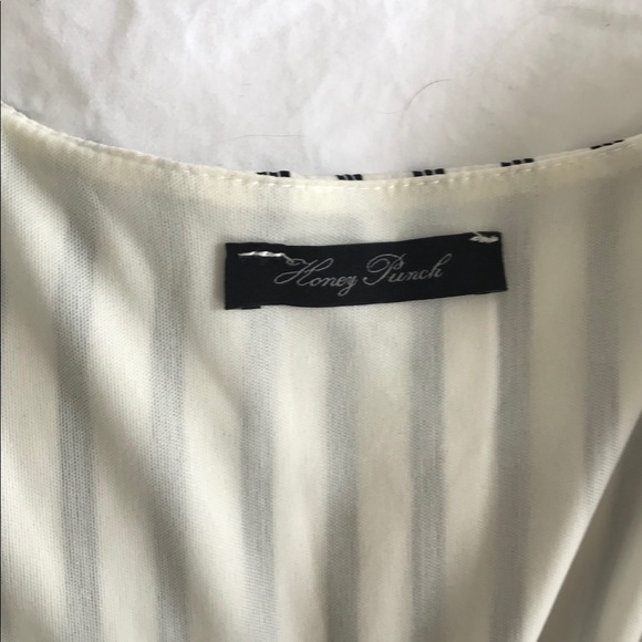 Stripped Romper with front tie - Picture 4 of 7